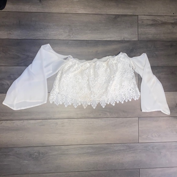 Forever 21 Tops - Women’s crochet tube top size medium